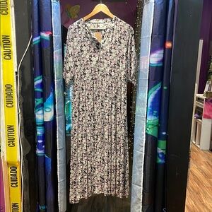 NATURAL LIFE Black and Pink Floral Long Sleeve Dress